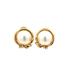Vintage 16mm Round Mabe Pearl and Diamond Gold French Clip Earrings