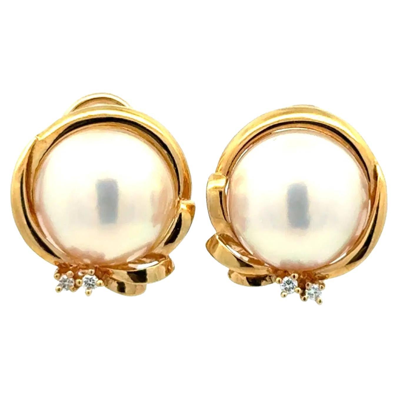 Orecchini a clip in oro con perle Mabe rotonde da 16 mm e diamanti, vintage