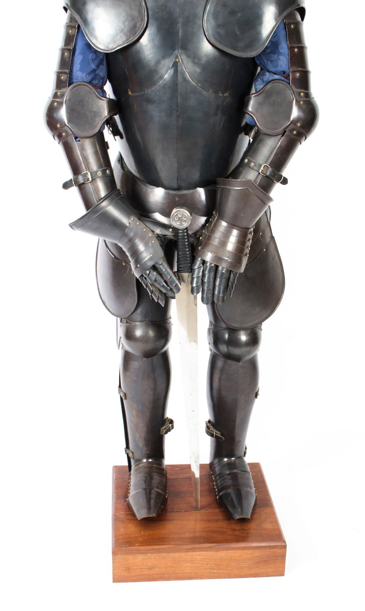 Metal Vintage 16th C Style Complete Suit of Armour, Castell Gyrn, 20th Century For Sale