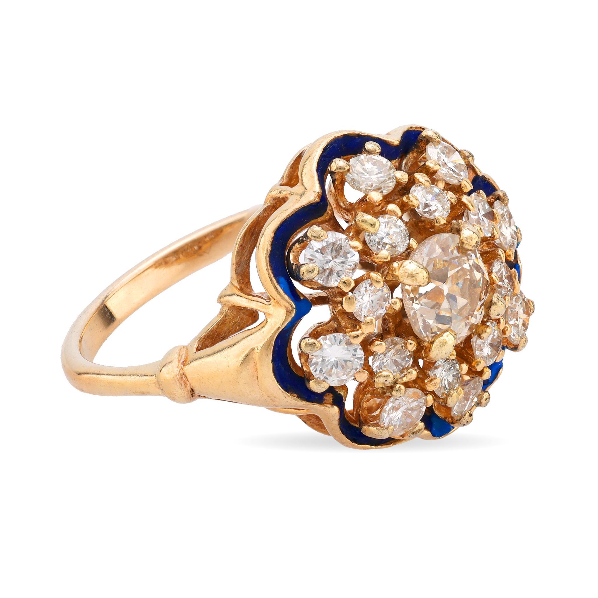 Anillo flor vintage de oro amarillo de 14 quilates con esmalte y diamantes de 1,70 quilates de peso total Moderno