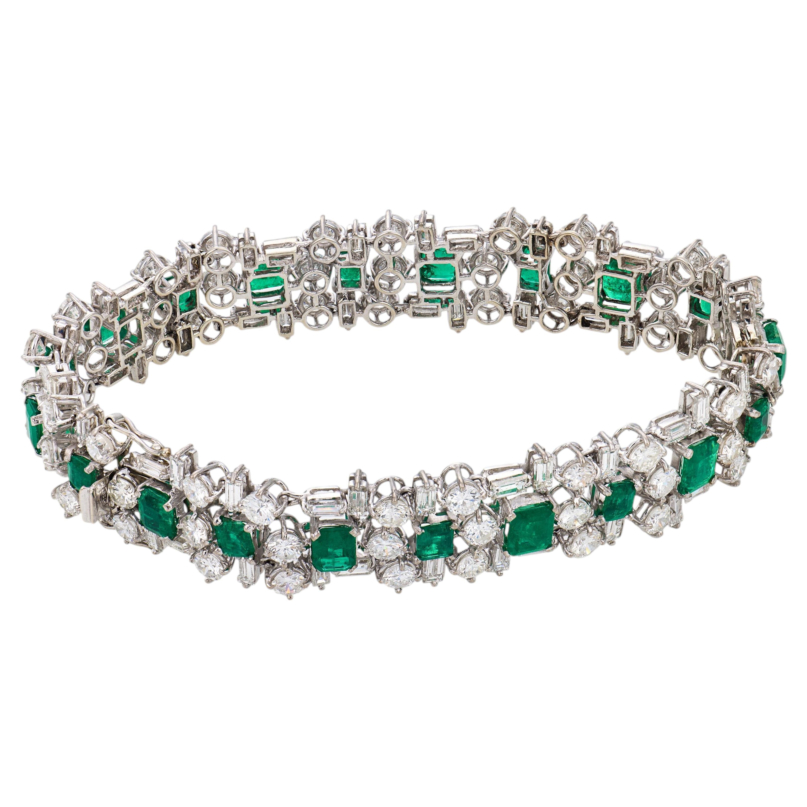 Bracciale vintage in oro bianco 18 carati con smeraldi e diamanti da 17,00 carati in vendita
