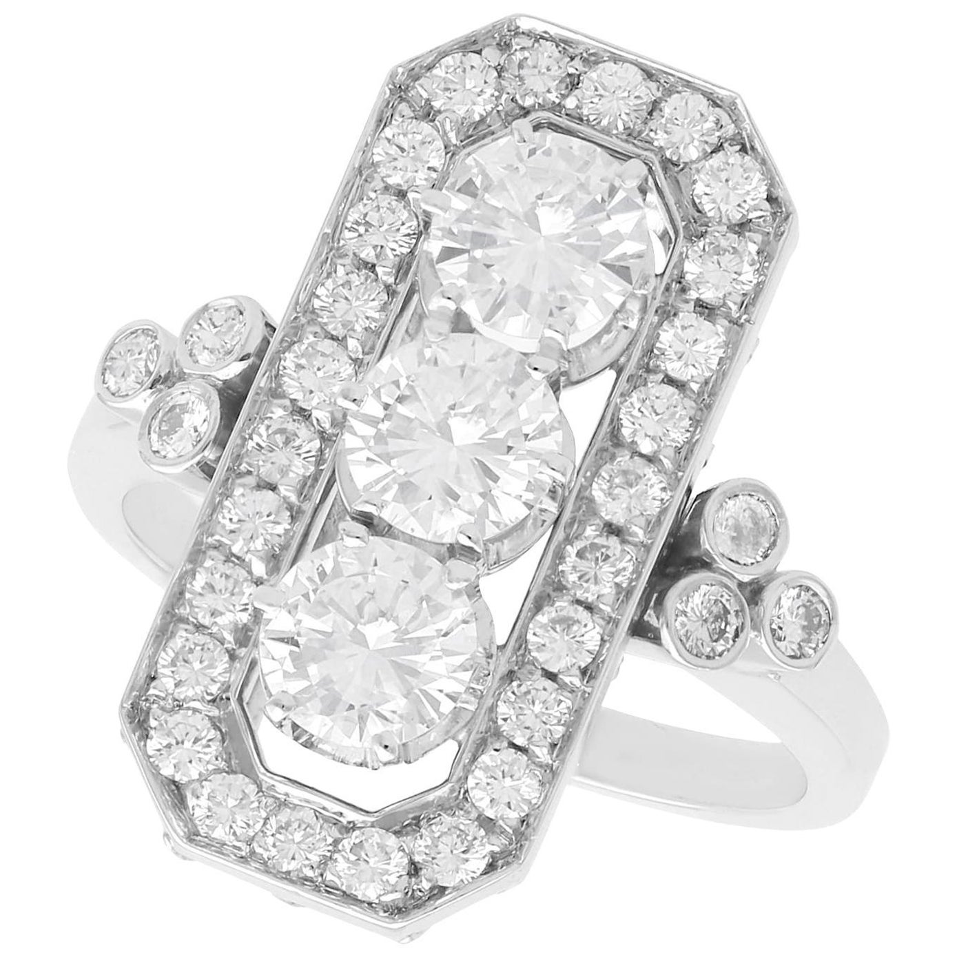 Vintage 1.71 Ct Diamond and 18 Ct White Gold Cocktail Ring