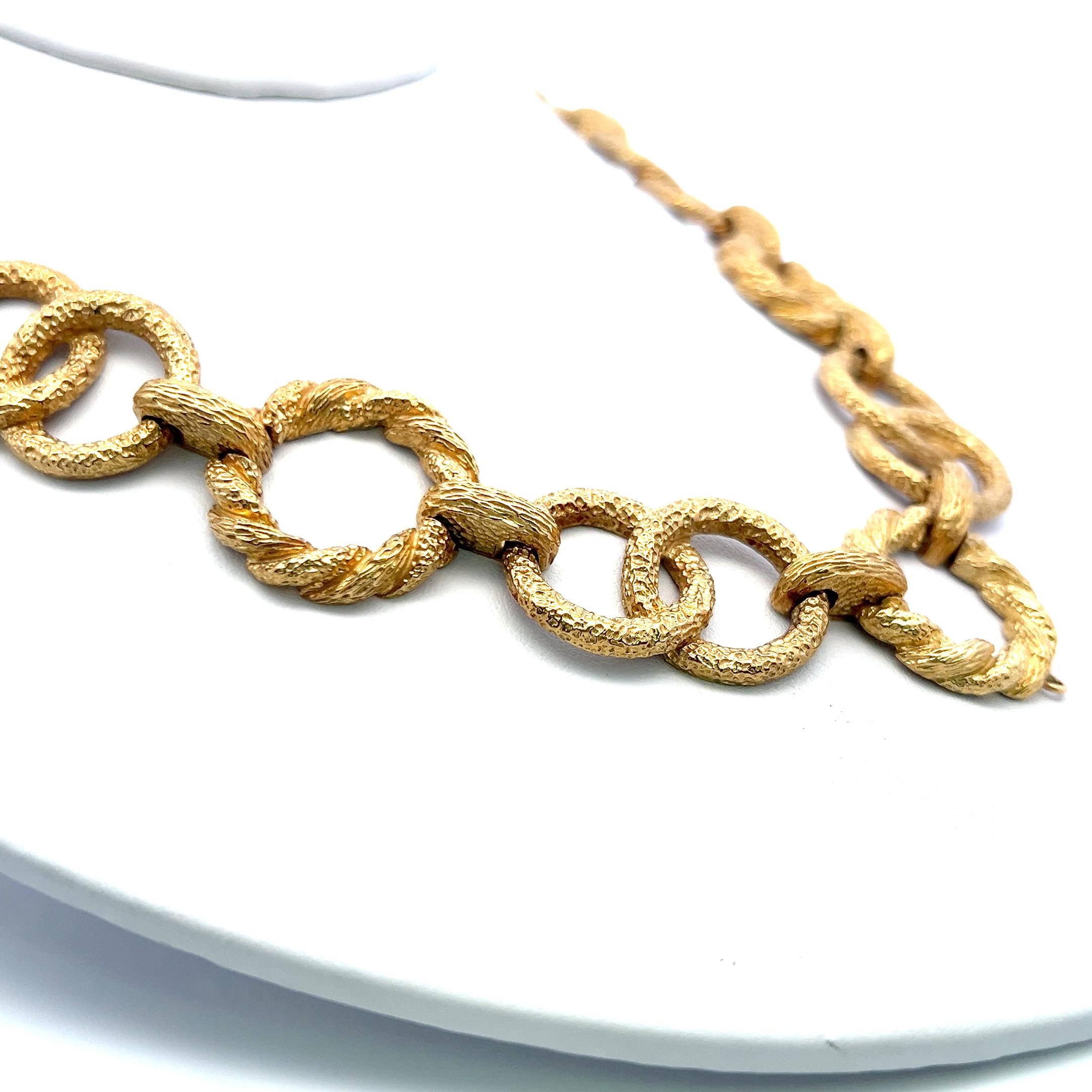 Collier à maillons vintage texturé en or jaune 18 carats 171,30 grammes Bon état - En vente à New York, NY