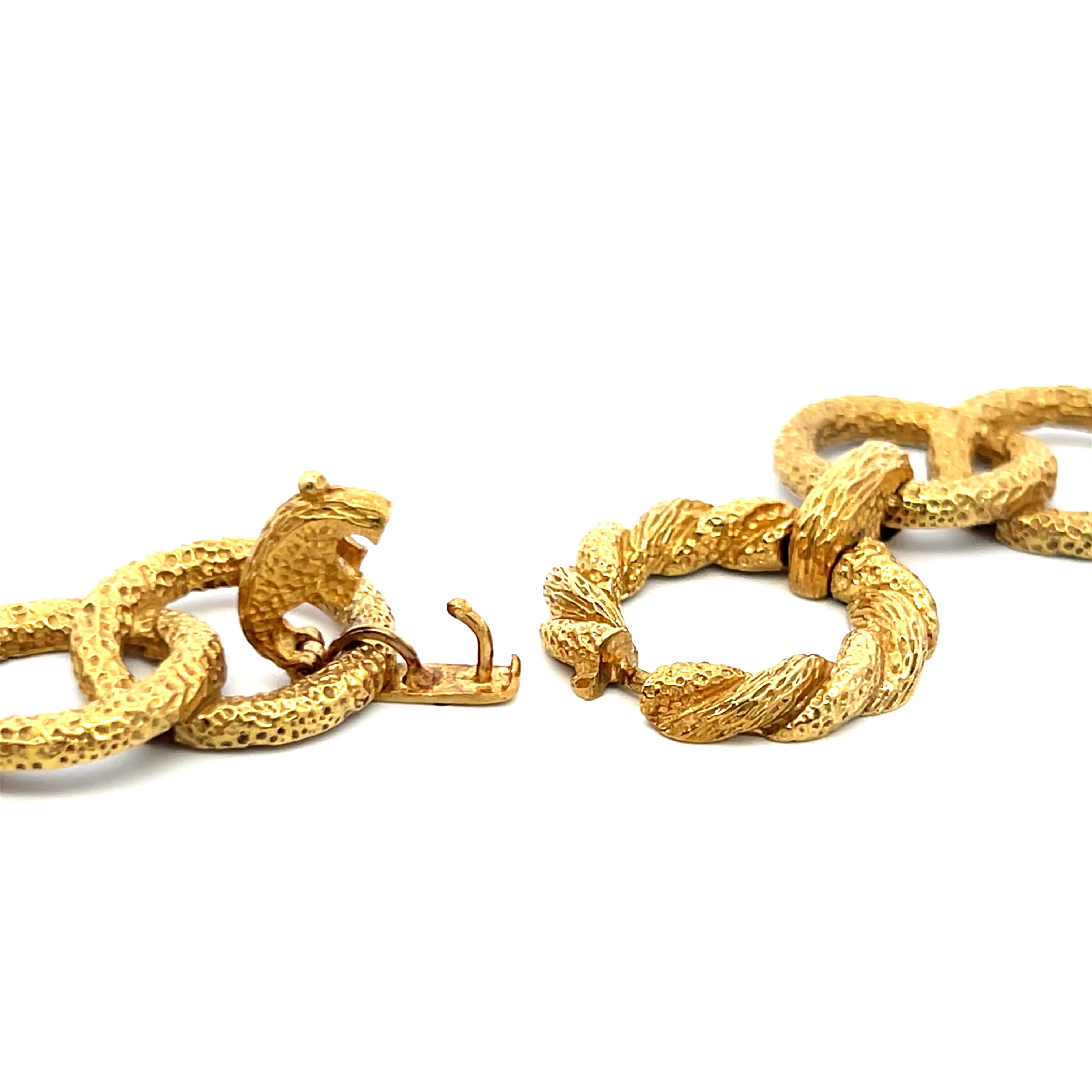 Collier à maillons vintage texturé en or jaune 18 carats 171,30 grammes en vente 3