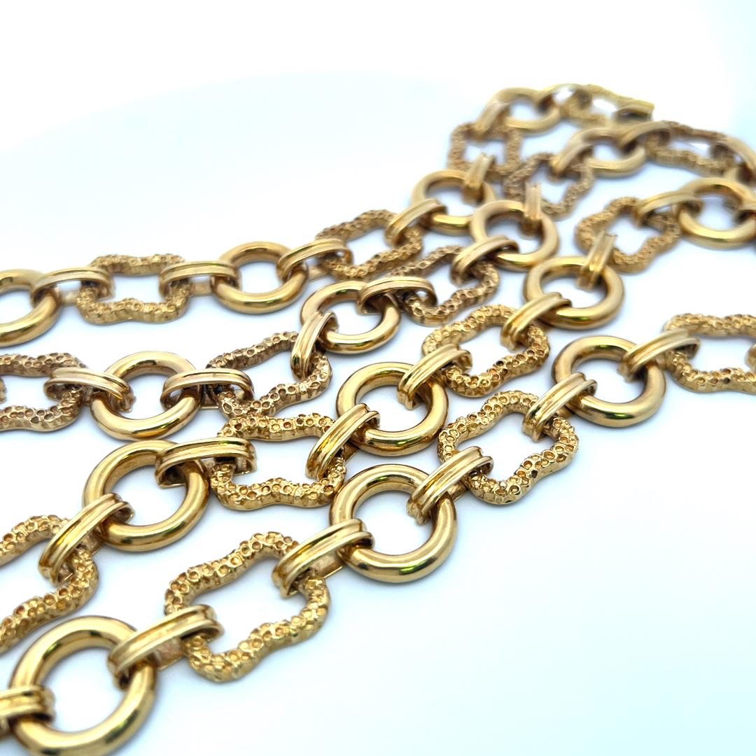 Collier à maillons vintage texturé et lisse en or jaune 18 carats 171,60 grammes en vente 9