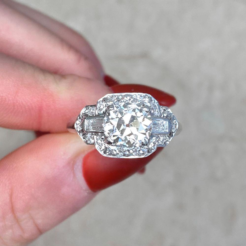 Vintage 1.72 Carat Old Euro-Cut Diamond Engagement Ring, Platinum, circa 1930 For Sale 4