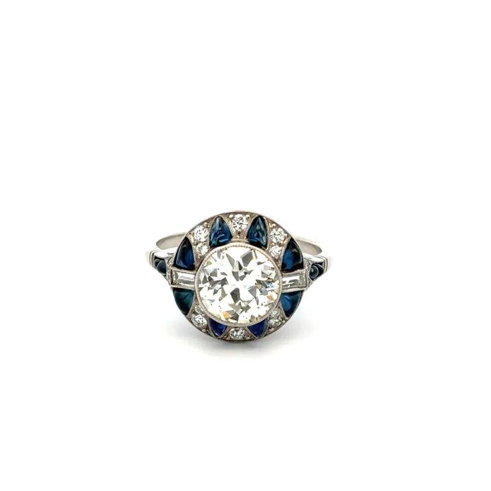 Mixed Cut Vintage 1.75 Carat Diamond and Sapphire Platinum Statement Cocktail Ring For Sale
