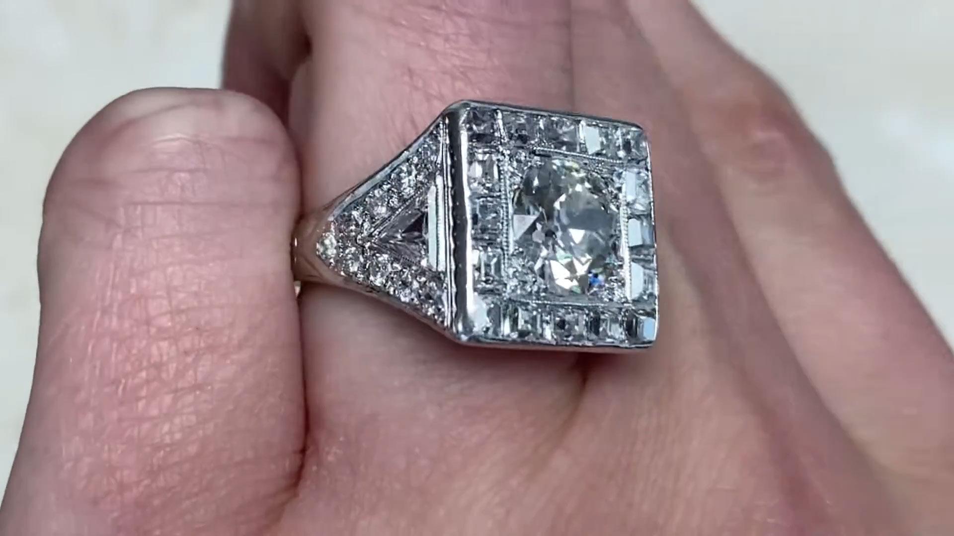 Vintage Old European Diamond Engagement Ring (Approx. 1.70-Carats), Platinum In Excellent Condition For Sale In New York, NY
