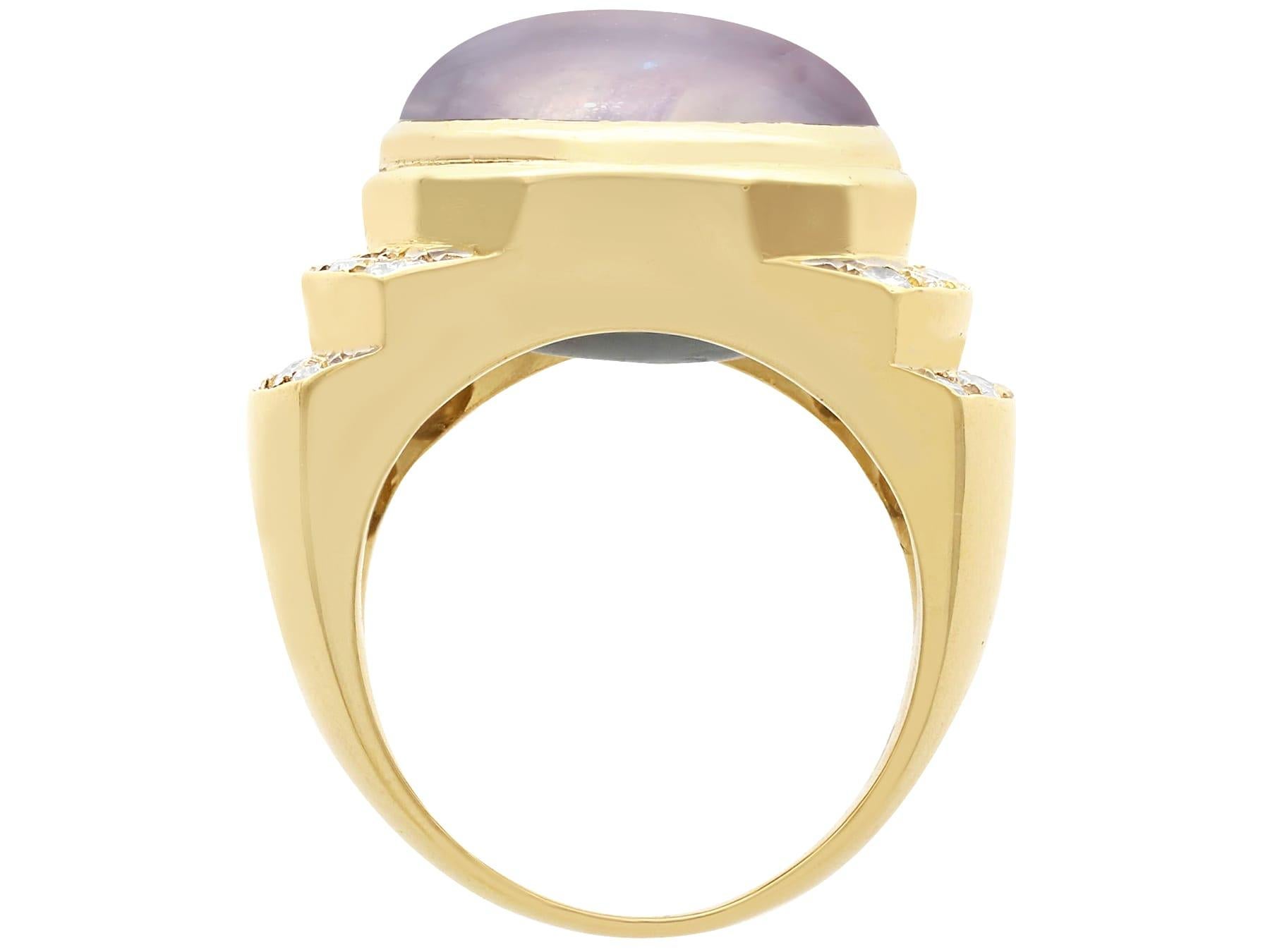 Women's or Men's Vintage 17.50 Carat Star Sapphire and Diamond Yellow Gold Dress Ring, circa 1980 For Sale