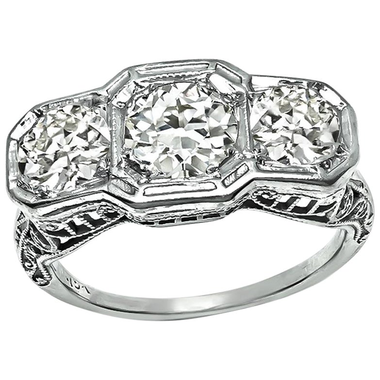 Vintage 1,75cttw Diamant Gold-Ring mit 3 Steinen