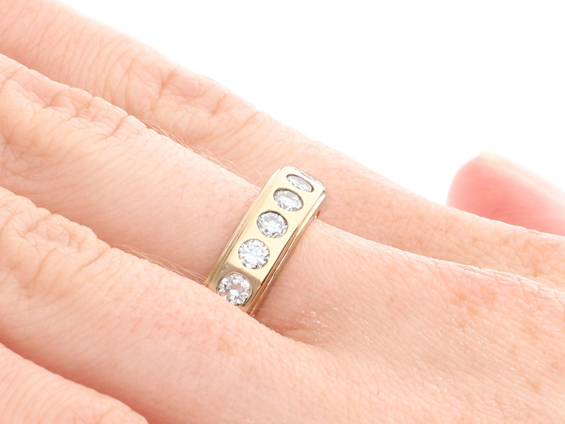 Vintage 1.76 carat Diamond and Yellow Gold Full Eternity Ring, circa 1960 For Sale 1