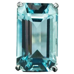 Vintage 17ct Emerald cut Aquamarine Solitaire 14K White Gold Large Cocktail Ring