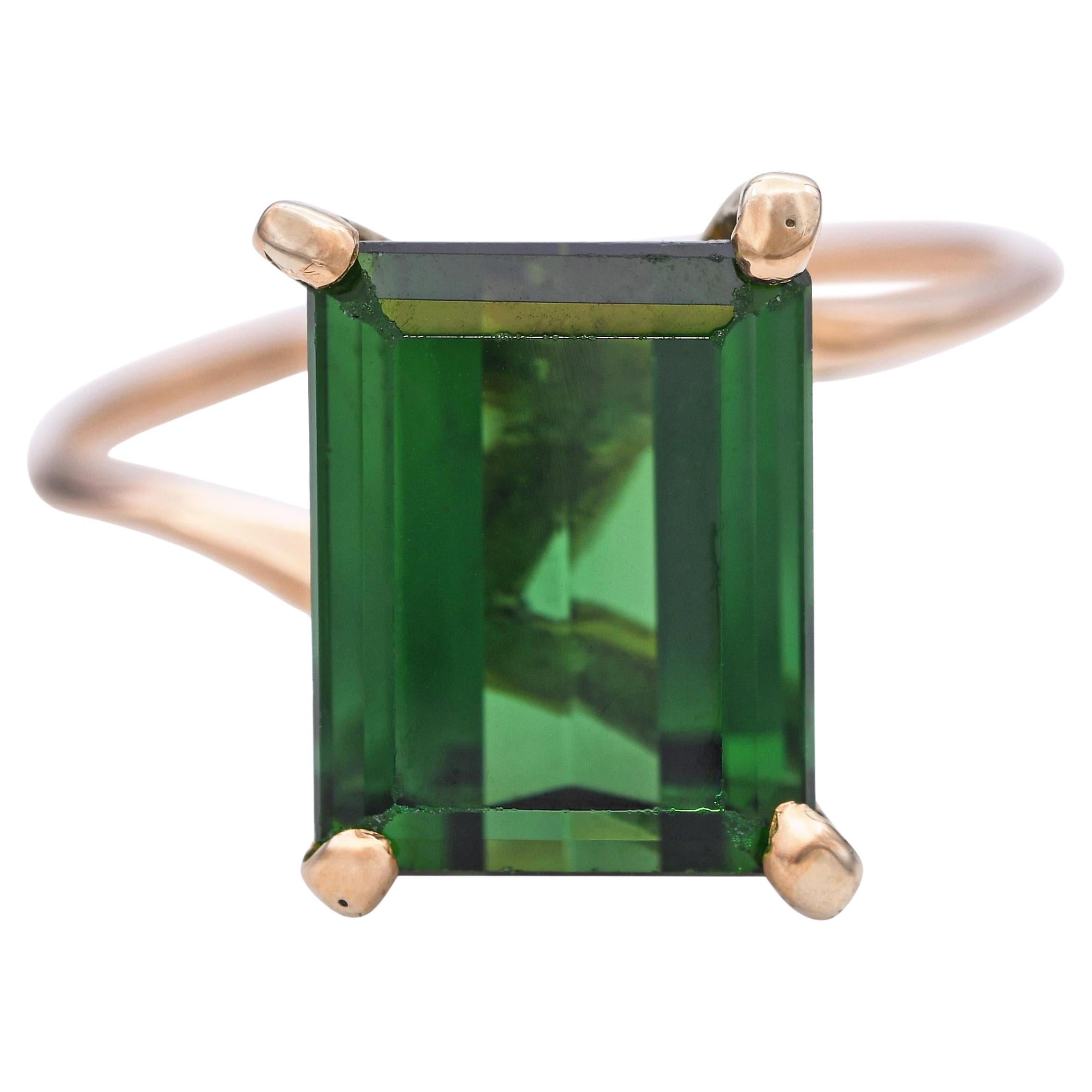Vintage 17k Yellow Gold 4.75ct Green Tourmaline Ring en vente