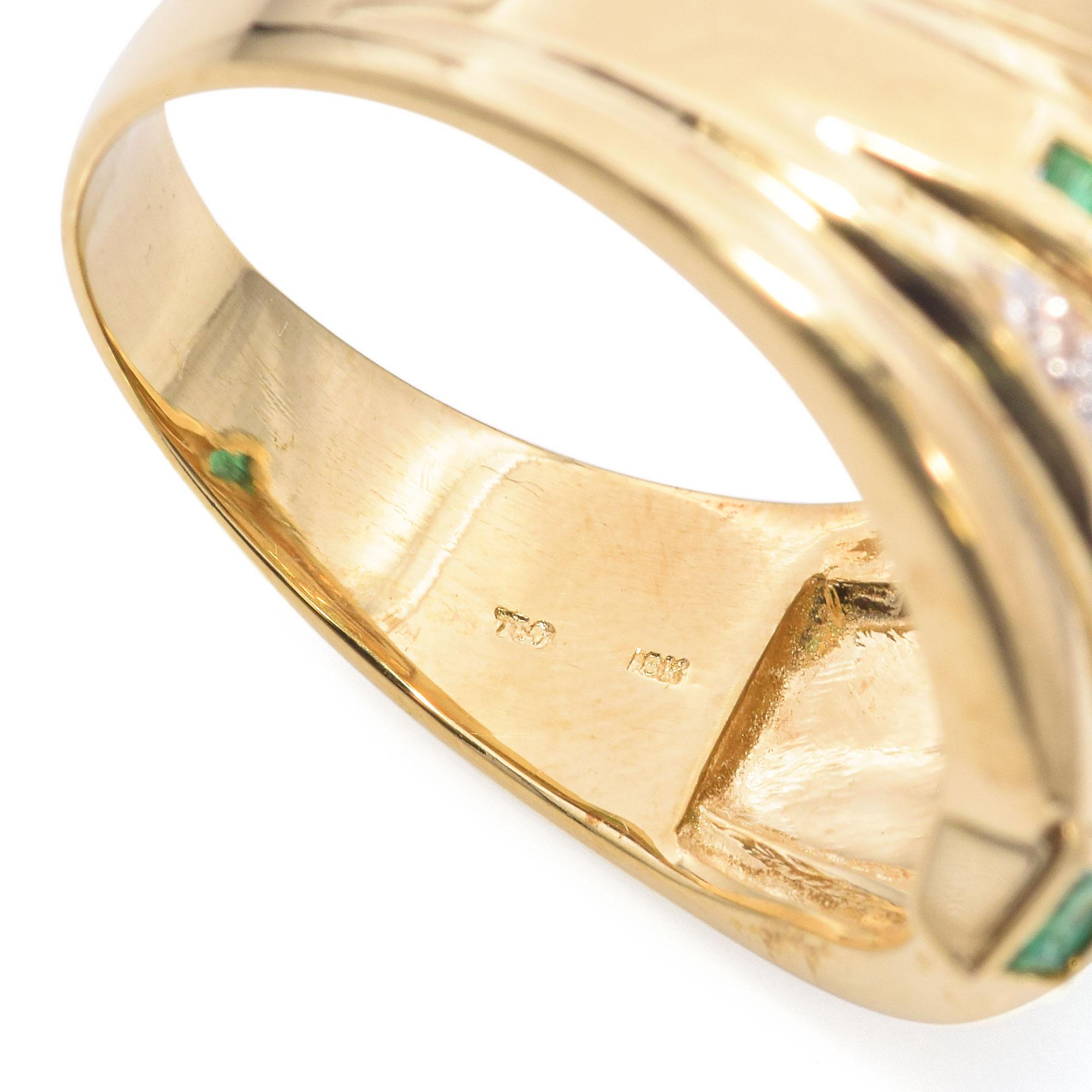 Vintage 17k Yellow Gold Sapphire, Diamond and Emerald Ring In Good Condition In New York, NY