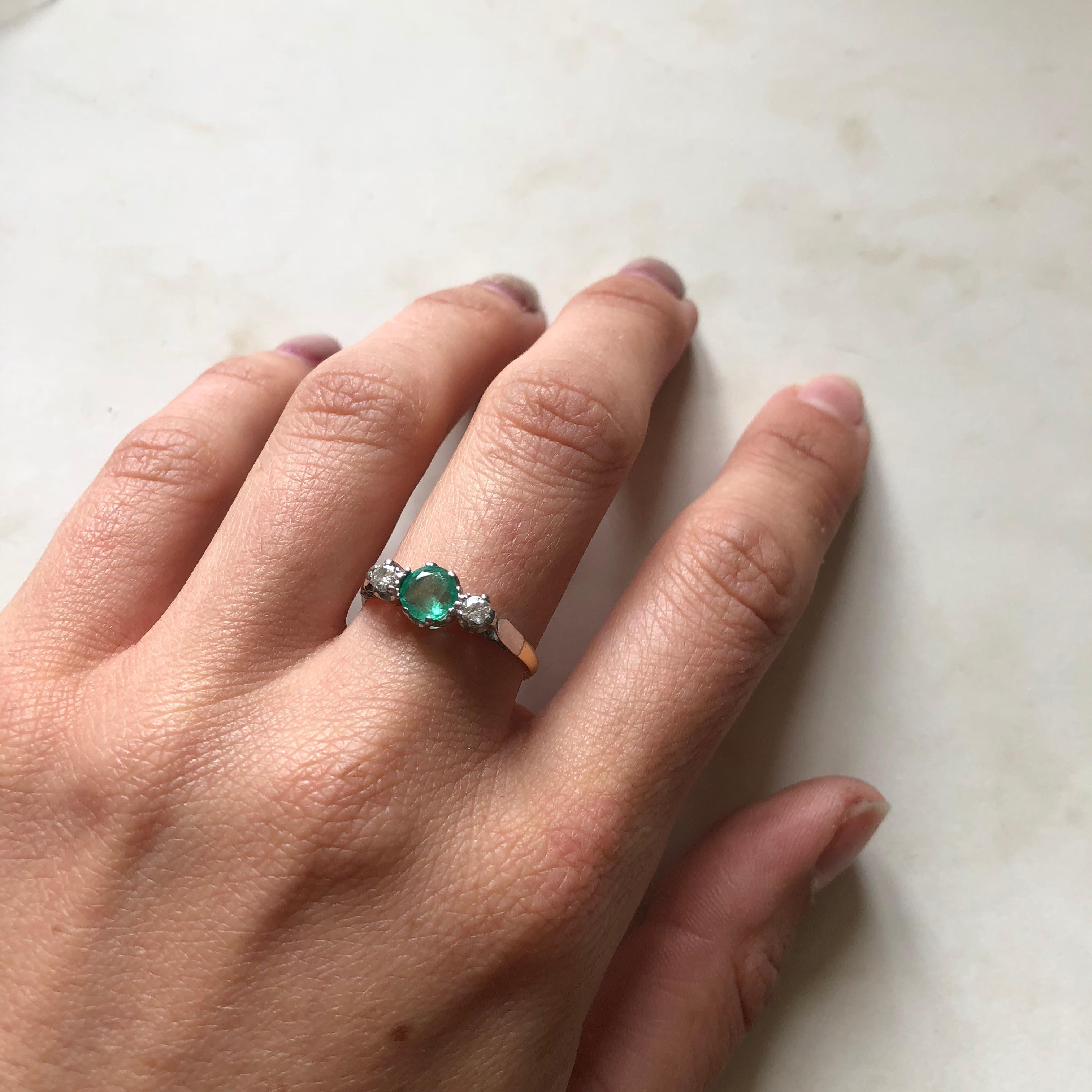 Vintage 18 Carat and Platinum Emerald and Diamond Three-Stone Ring For Sale 3