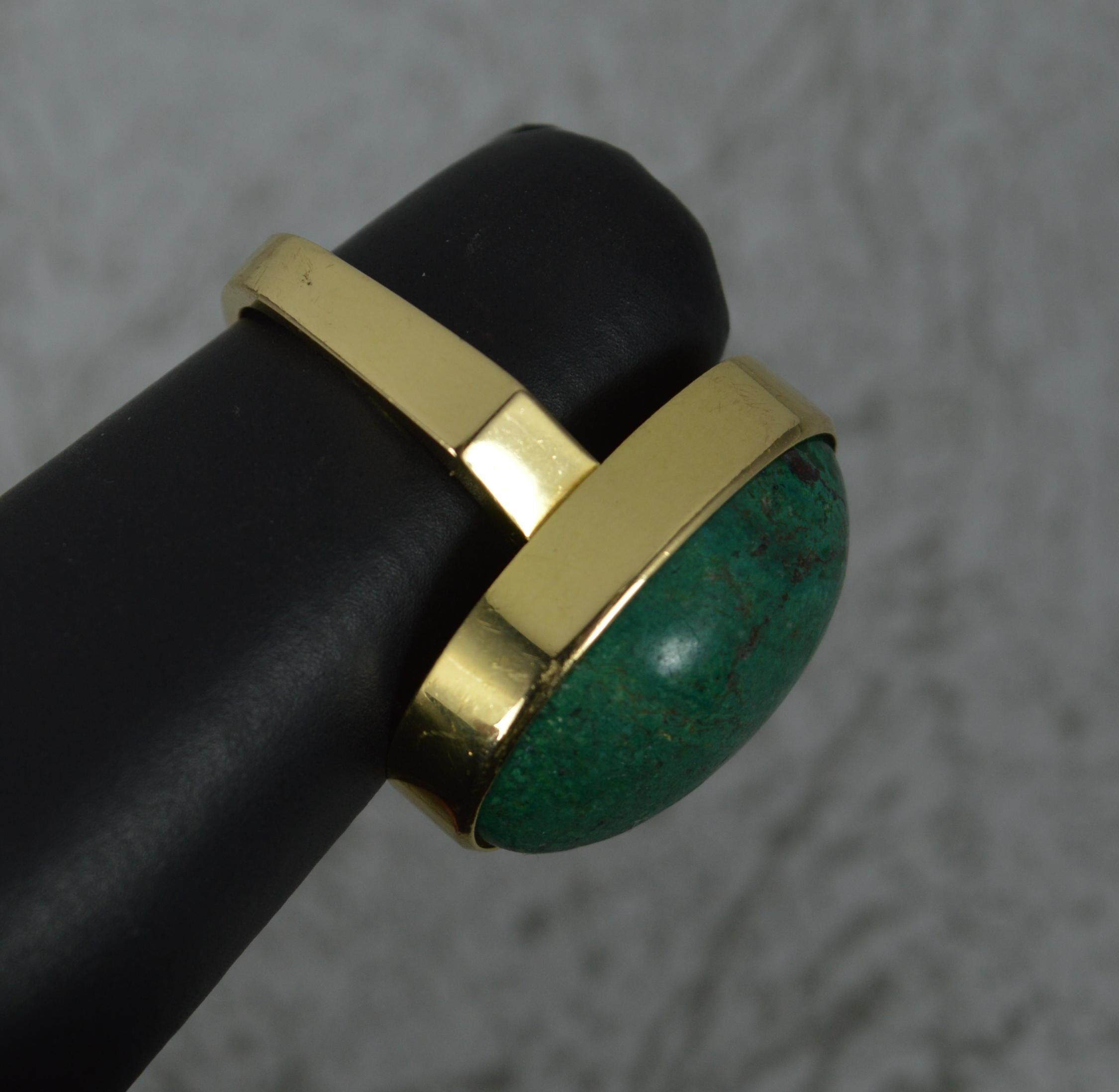 Vintage 18 Carat Gold and Malachite Solitaire Statement Ring 3