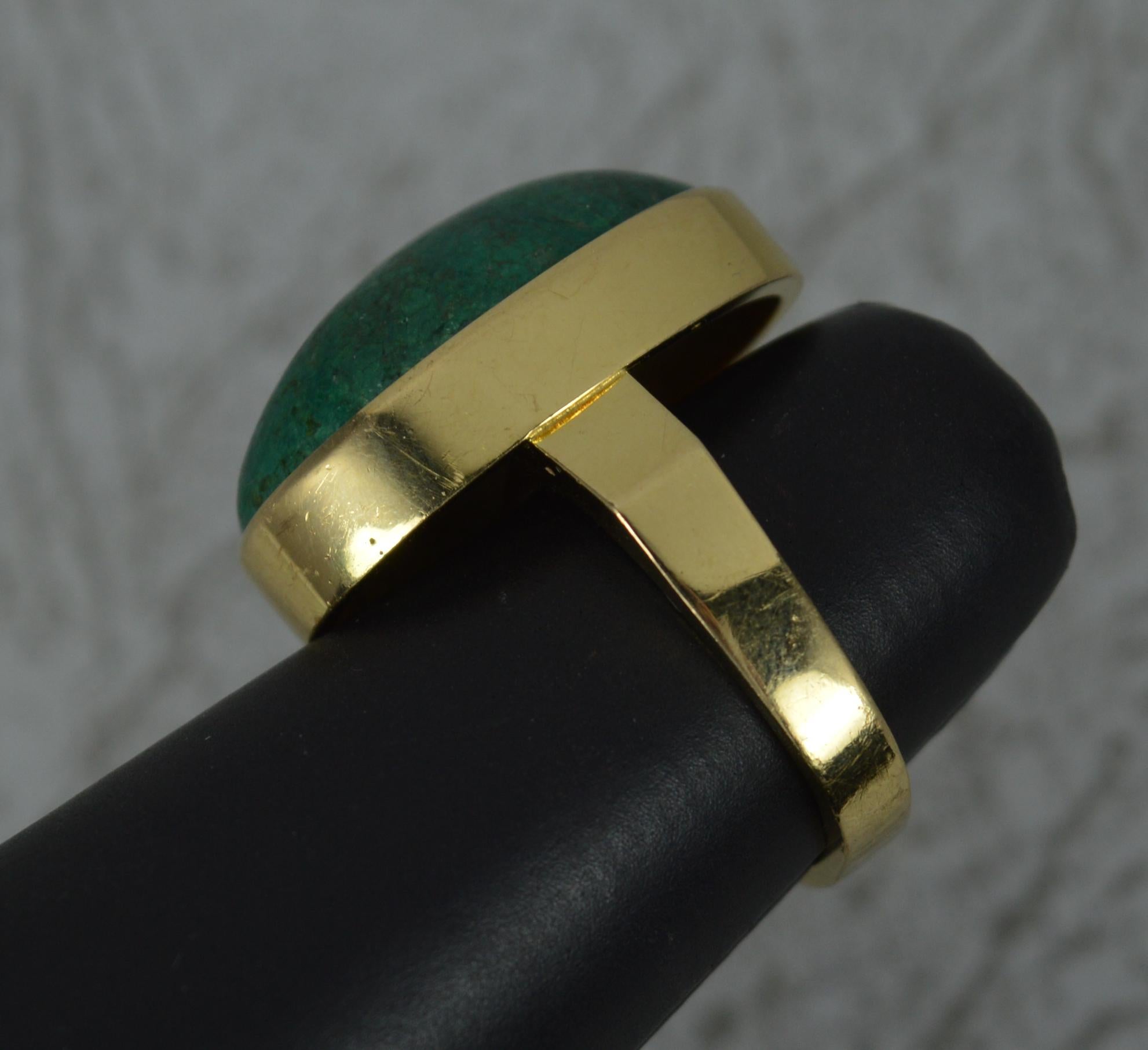 Vintage 18 Carat Gold and Malachite Solitaire Statement Ring 1