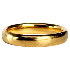 Vintage 18 Carat Gold Band