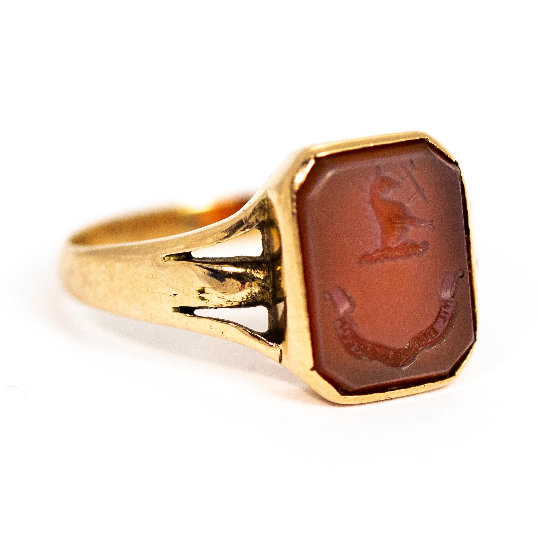 Vintage 18 Carat Gold Carved Intaglio Signet Ring 2