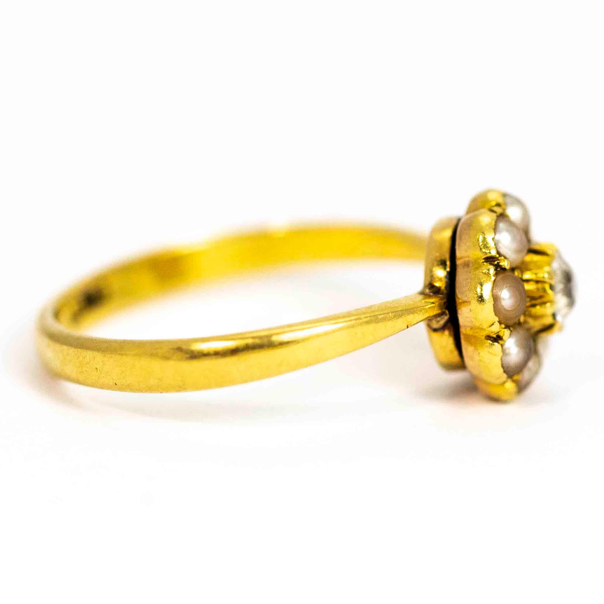 18 Karat Gold Diamant- und Perlen-Cluster für Damen oder Herren im Angebot