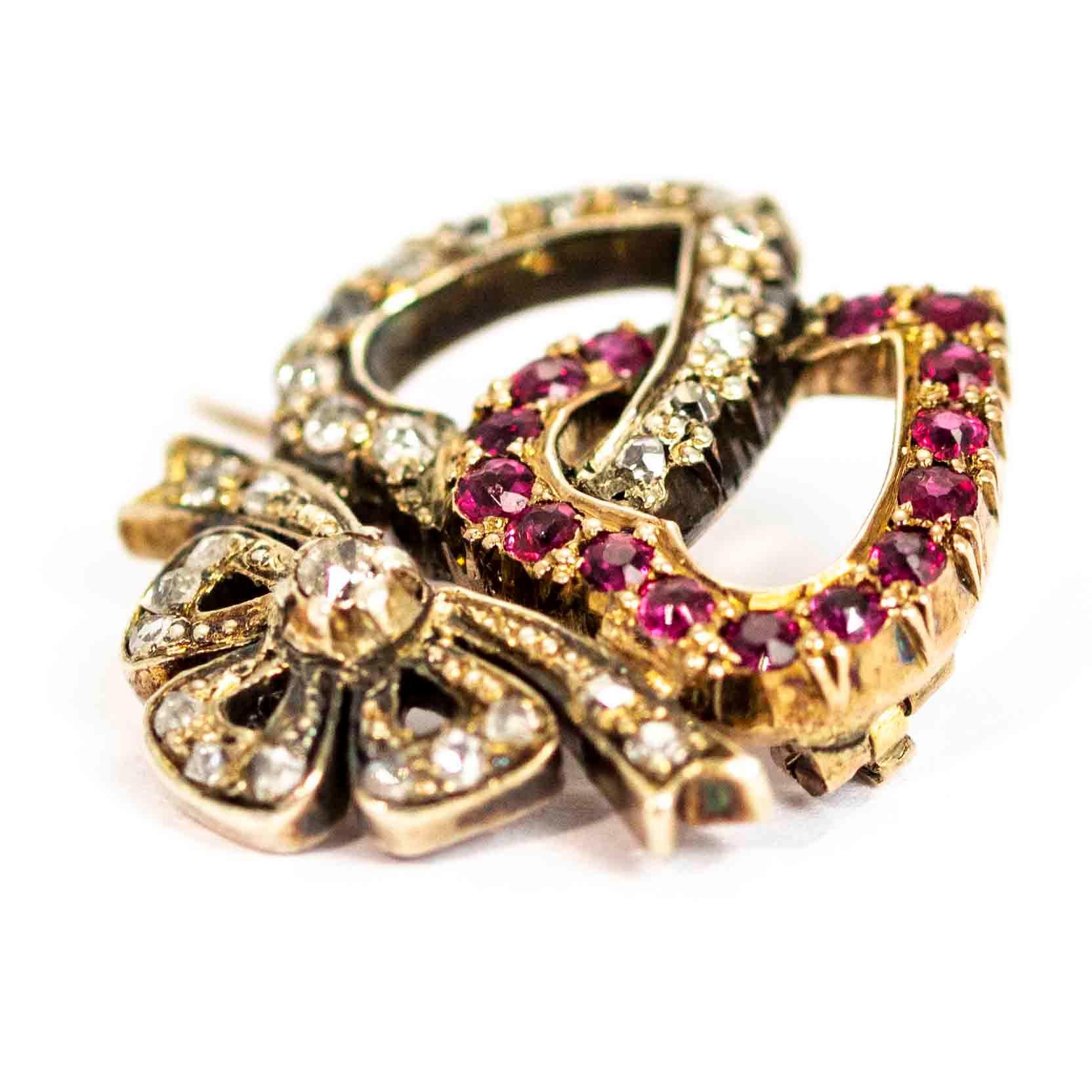 Vintage 18 Carat Gold Diamond and Pink Topaz Linked Heart Brooch In Good Condition In Chipping Campden, GB