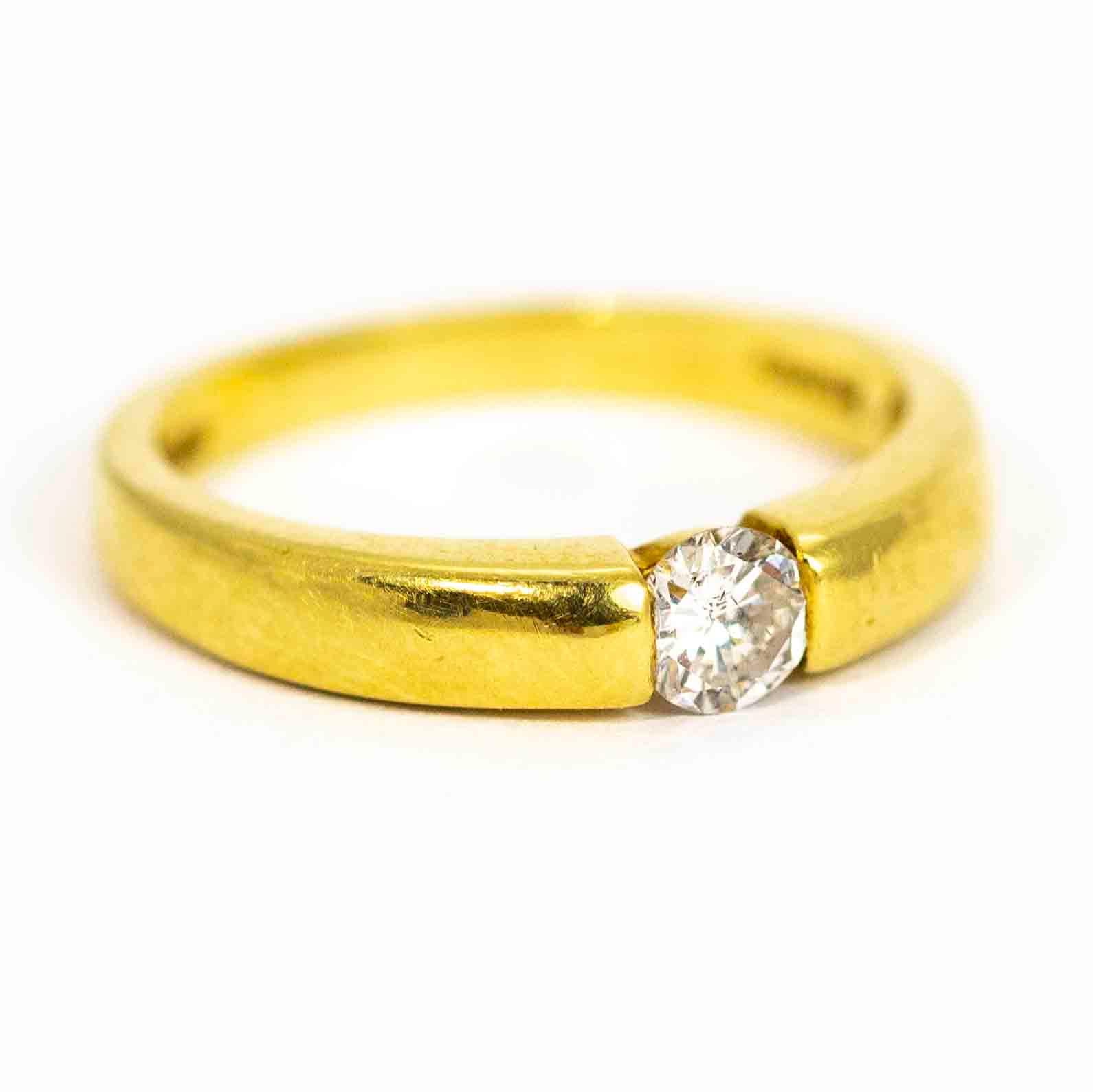 Vintage 18 Carat Gold Diamond Solitaire Ring 1