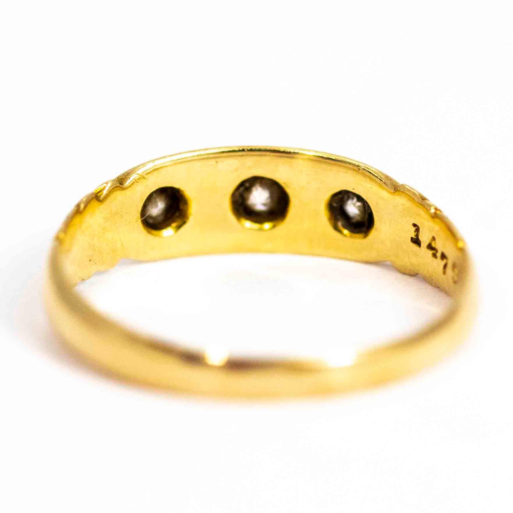 Vintage 18 Carat Gold Diamond Three-Stone Gypsy Ring 1