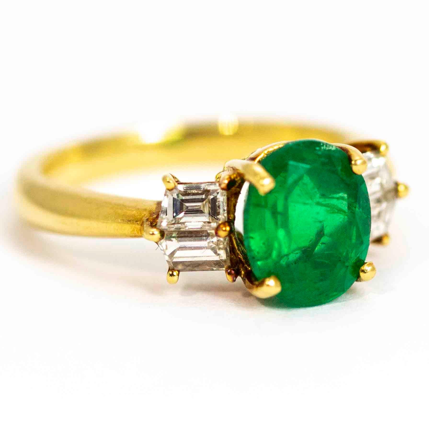 Women's or Men's Vintage 18 Carat Gold Emerald and Diamond Ring