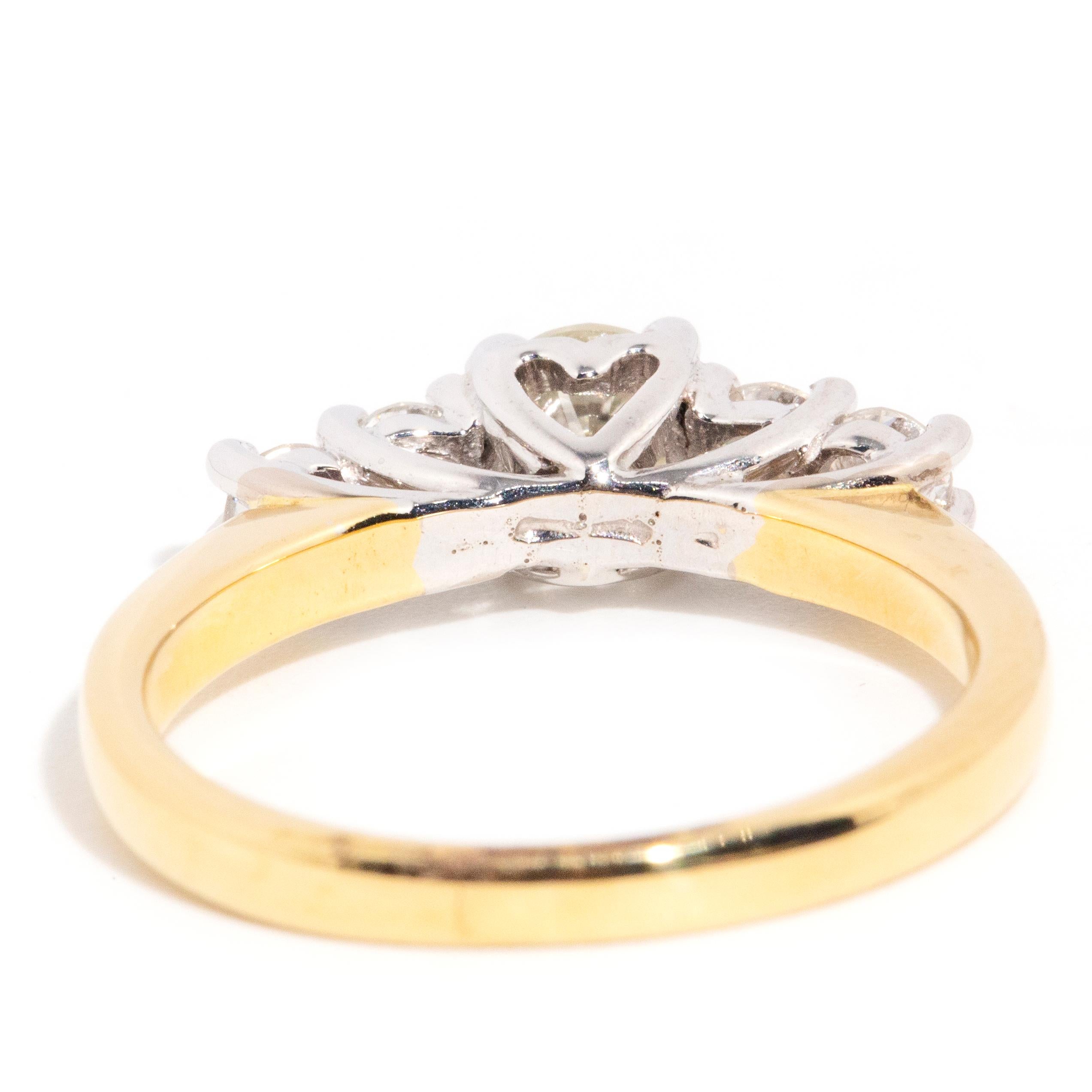 Vintage 18 Carat Yellow and White Gold Five Stone Trellis Setting Diamond Ring For Sale 2
