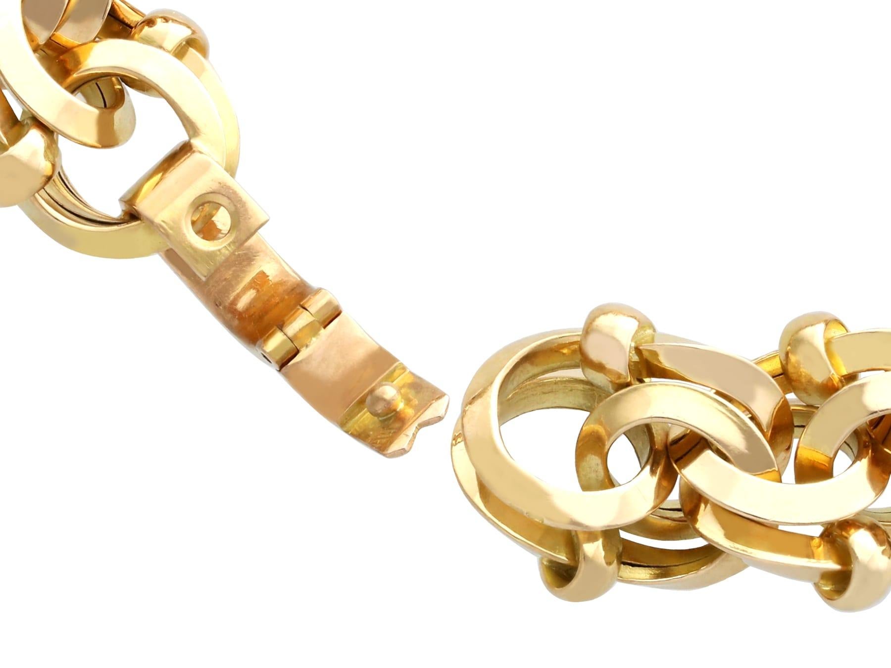 Bracelet français vintage en or jaune 18 carats en vente 4