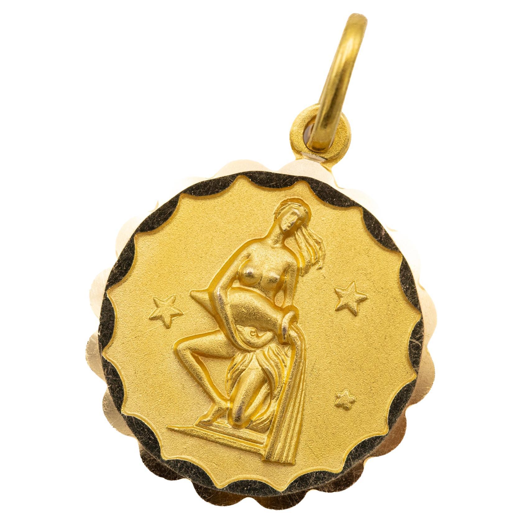 Vintage 18 k Italian zodiac charm pendant - Aquarius charm - solid yellow gold