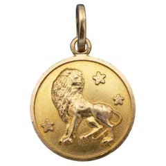 Vintage 18 k Italian zodiac pendant - Leo charm - solid yellow gold - Star sign