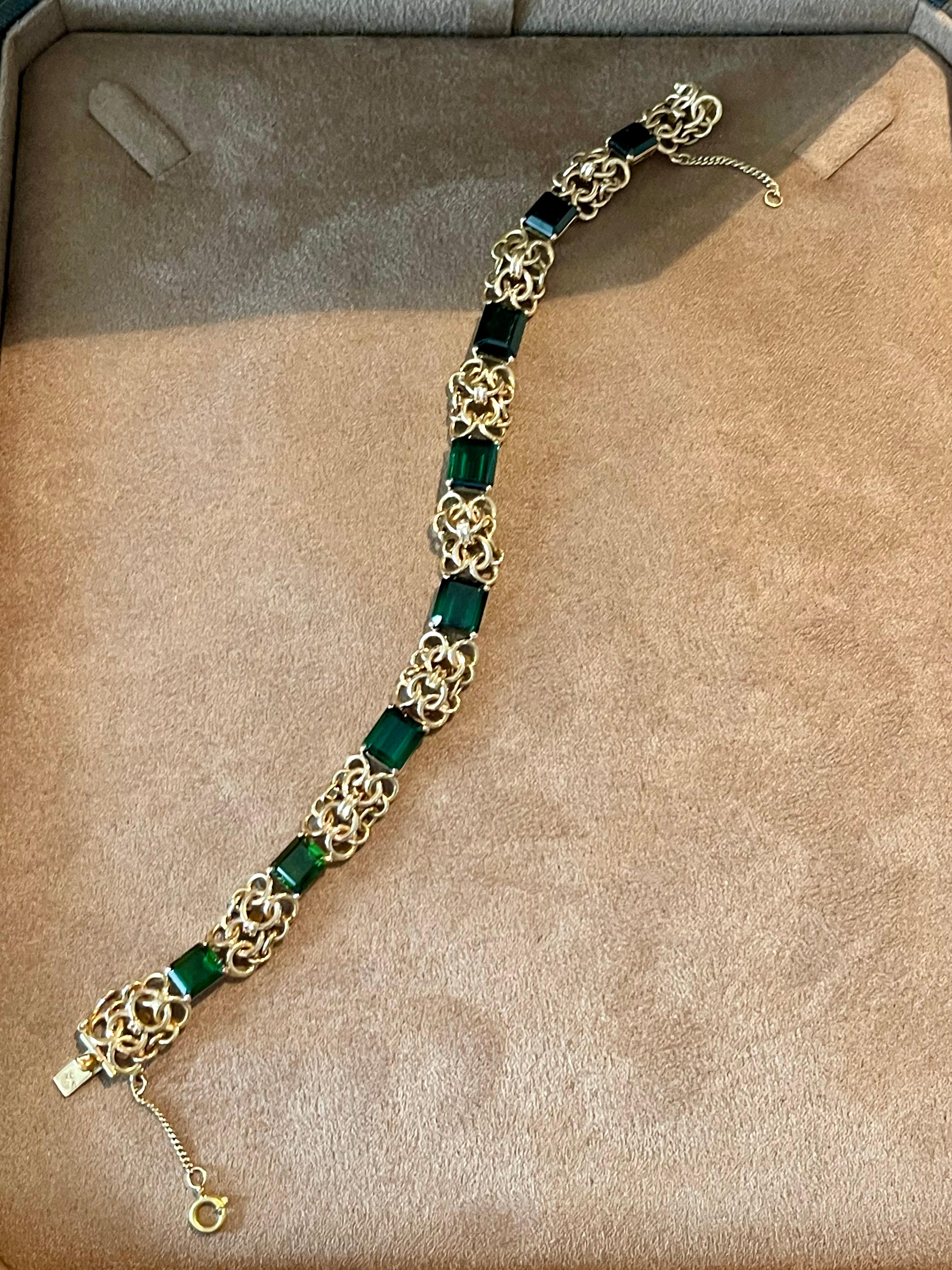 Retro Vintage 18 K rose Gold green Torumaline Bracelet 1950 For Sale