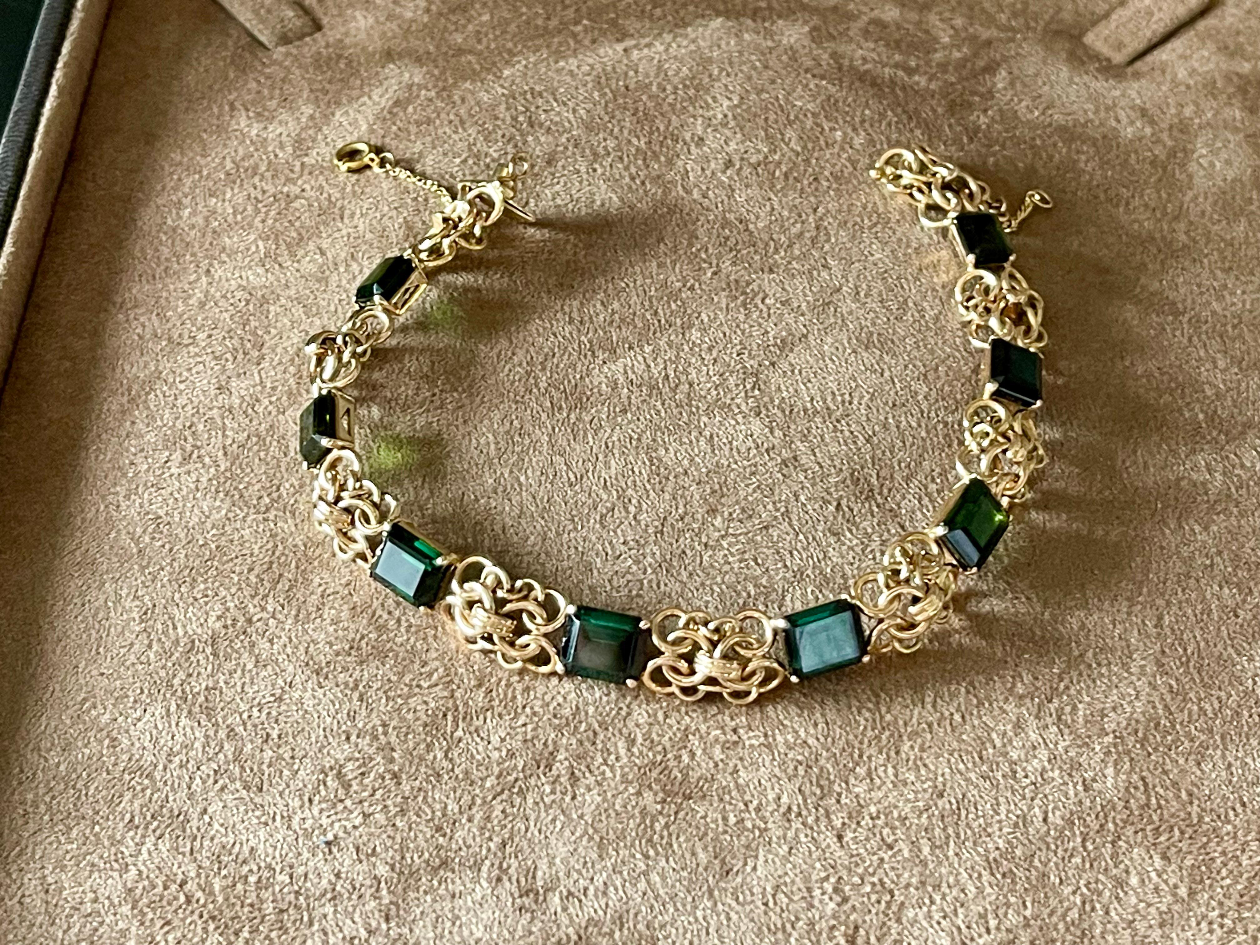 Vintage 18 K rose Gold green Torumaline Bracelet 1950 For Sale 3