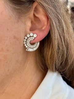 Vintage 18 K white Gold 1930s Diamond earclips