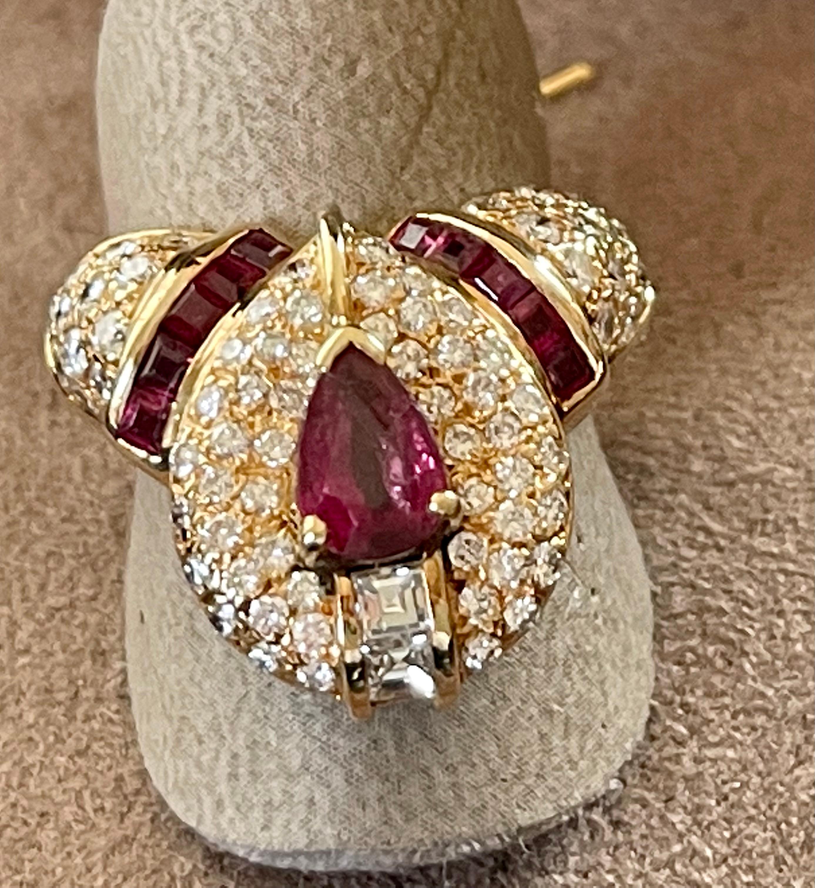 Brilliant Cut Vintage 18 K Yellow Gold Ruby Diamond Ring For Sale