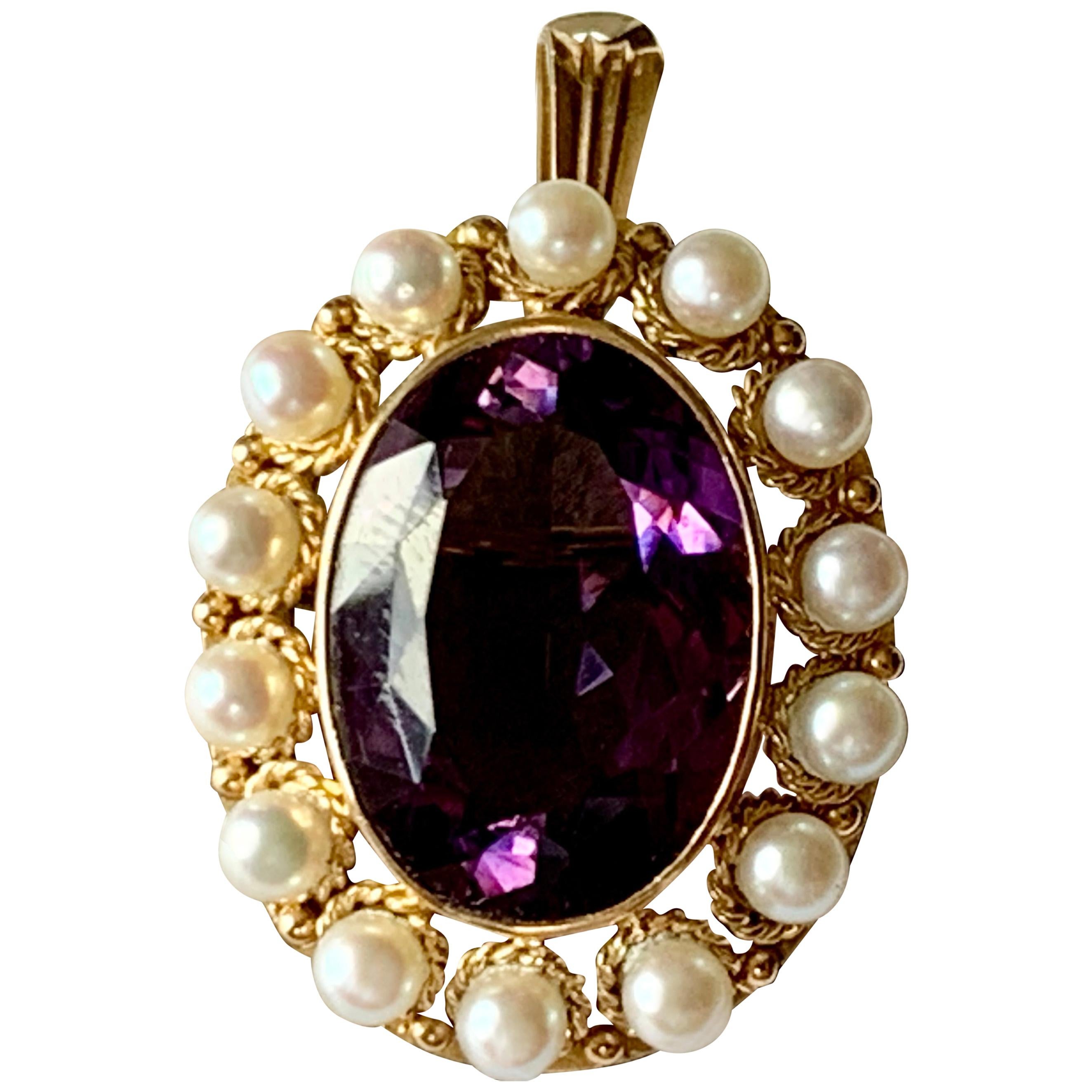 Vintage 18 K Yellow Gold Victorian Inspired Brooch/Pendant Amethyst and Pearls For Sale