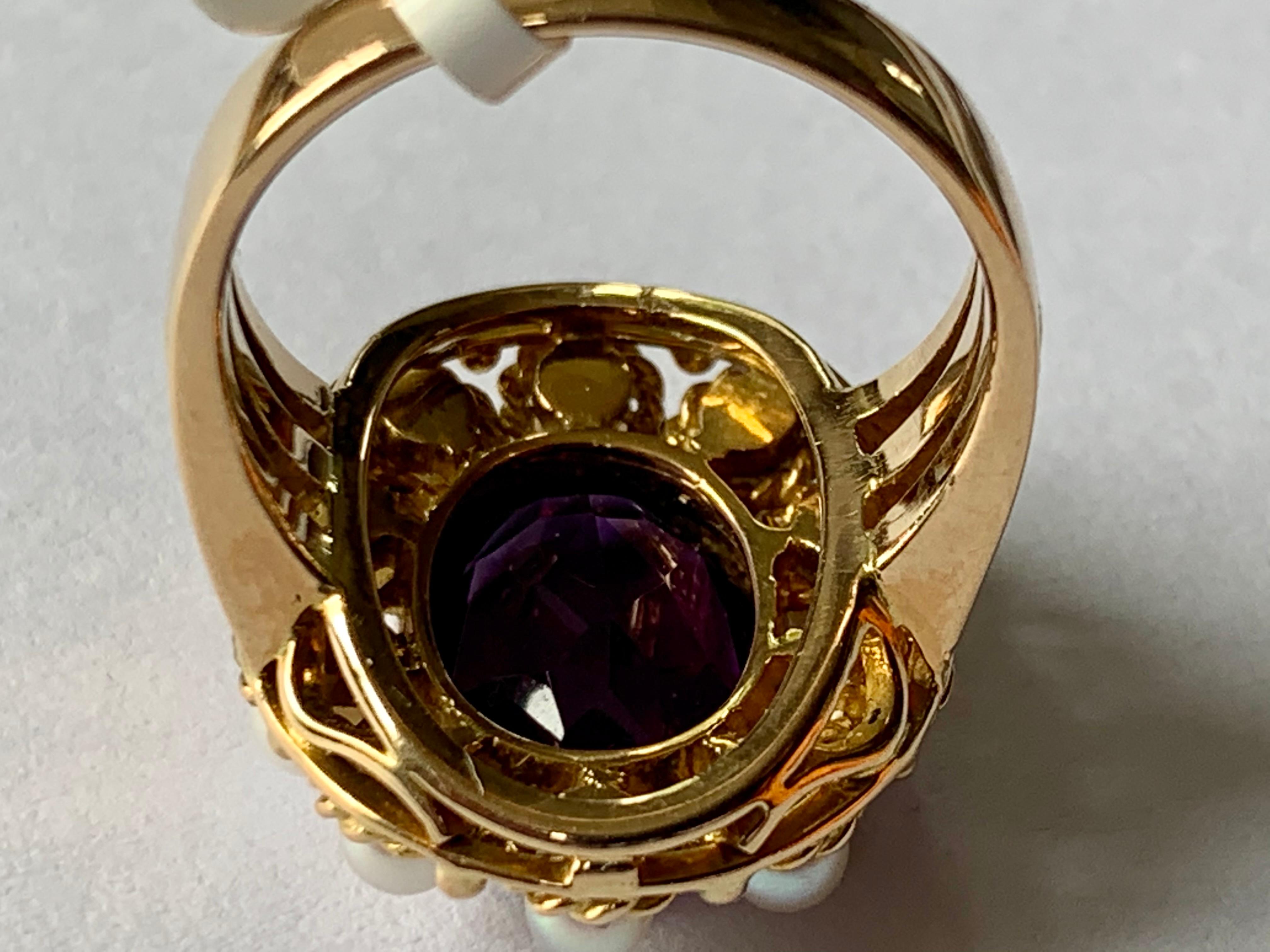 Vintage 18 K Yellow Gold Victorian Inspired Ring with Amethyst and Pearls For Sale 1