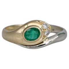 Anello a serpente con smeraldo e diamante d'epoca in oro 18 carati bicolore