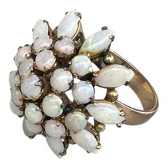 Vintage 18 karat Fire opal cluster Ring 24mm