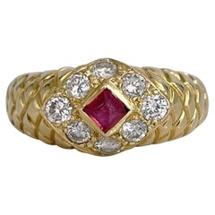 Vintage 18 Karat Gold 0.23 Carat Bulge Cut Ruby 0.55 Carat Diamond Ring