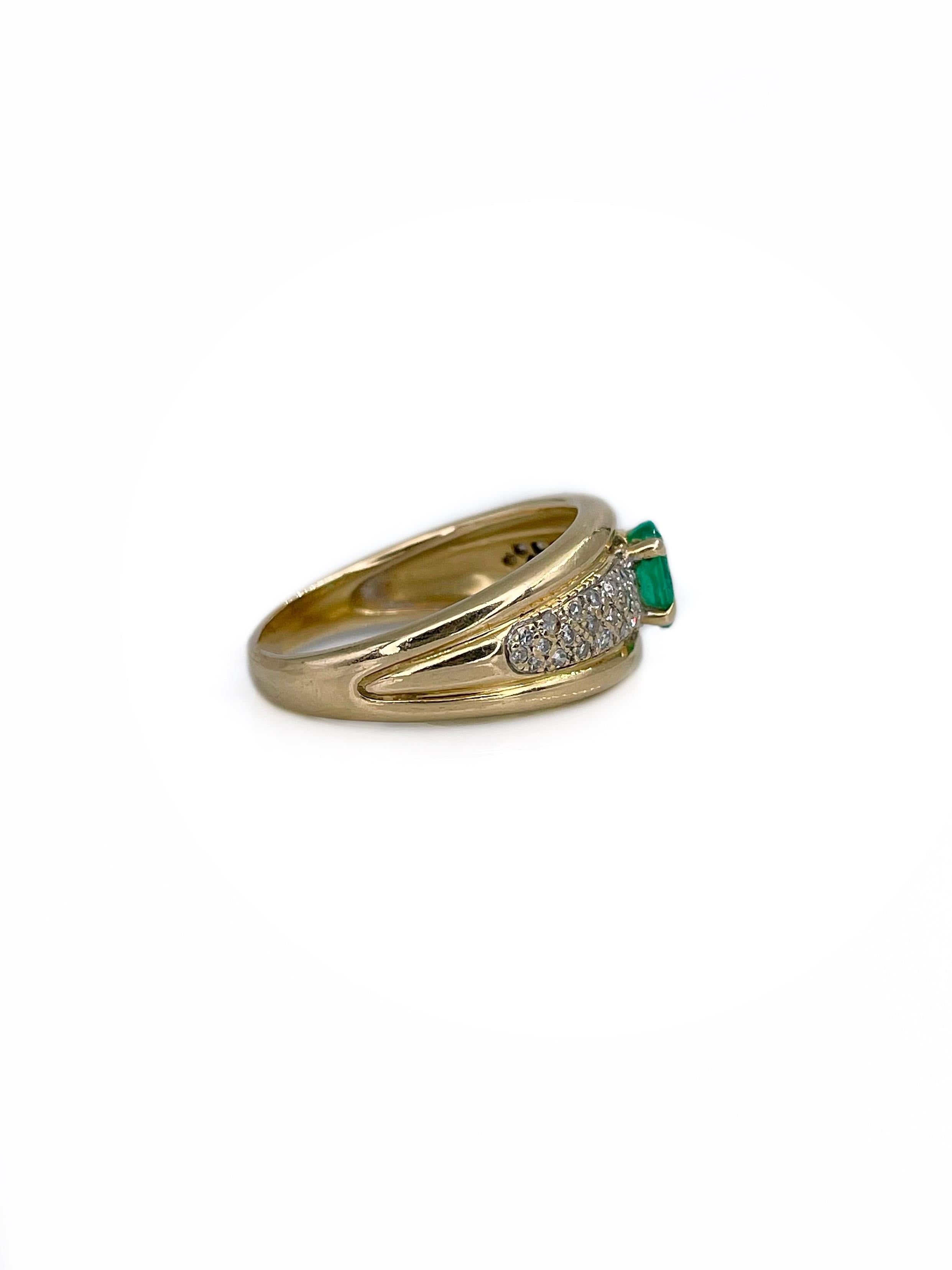 Modern Vintage 18 Karat Gold 0.45 Carat Emerald 0.19 Carat Diamond Band Ring