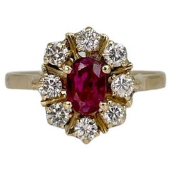 Vintage 18 Karat Gold 0.50 Carat Ruby 0.45 Carat Diamond Oval Cluster Ring