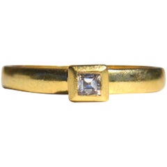 Vintage 18 Karat Gold .10 Carat Carre Cut Diamond Engagement Ring