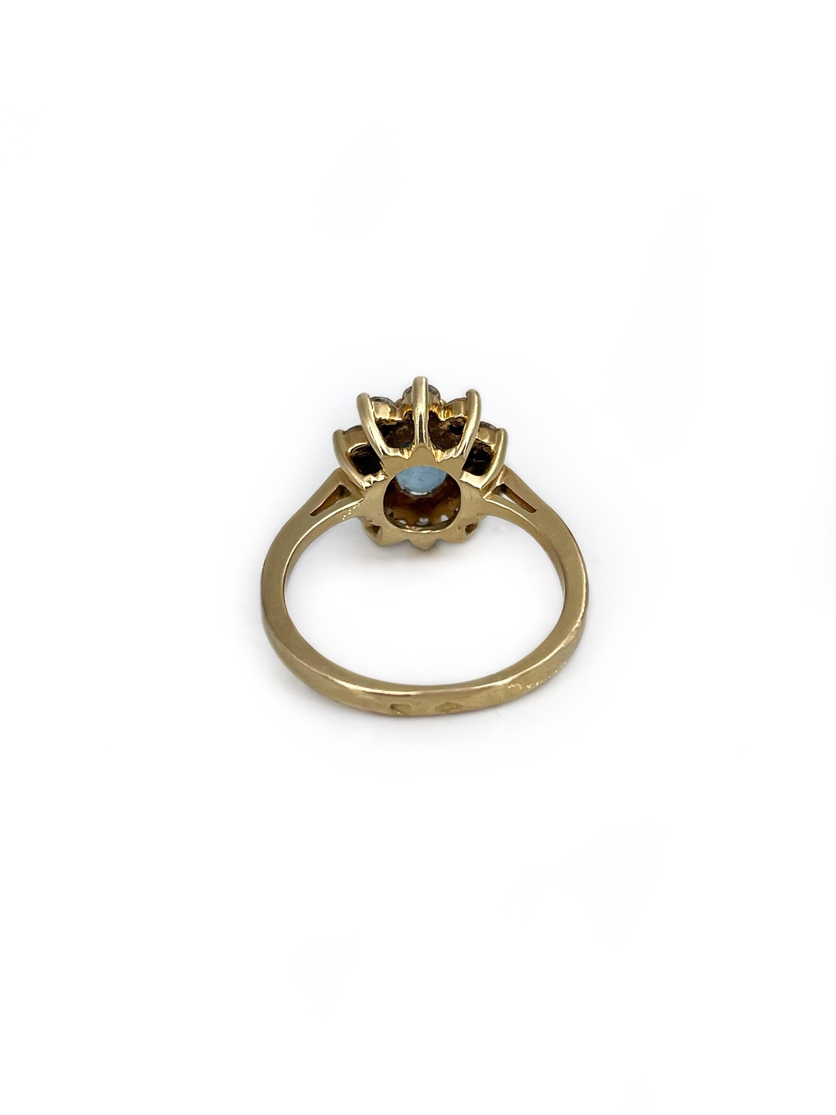 Vintage 18 Karat Gold 1.00 Carat Aquamarine 0.45 Carat Diamond Cluster Ring 1