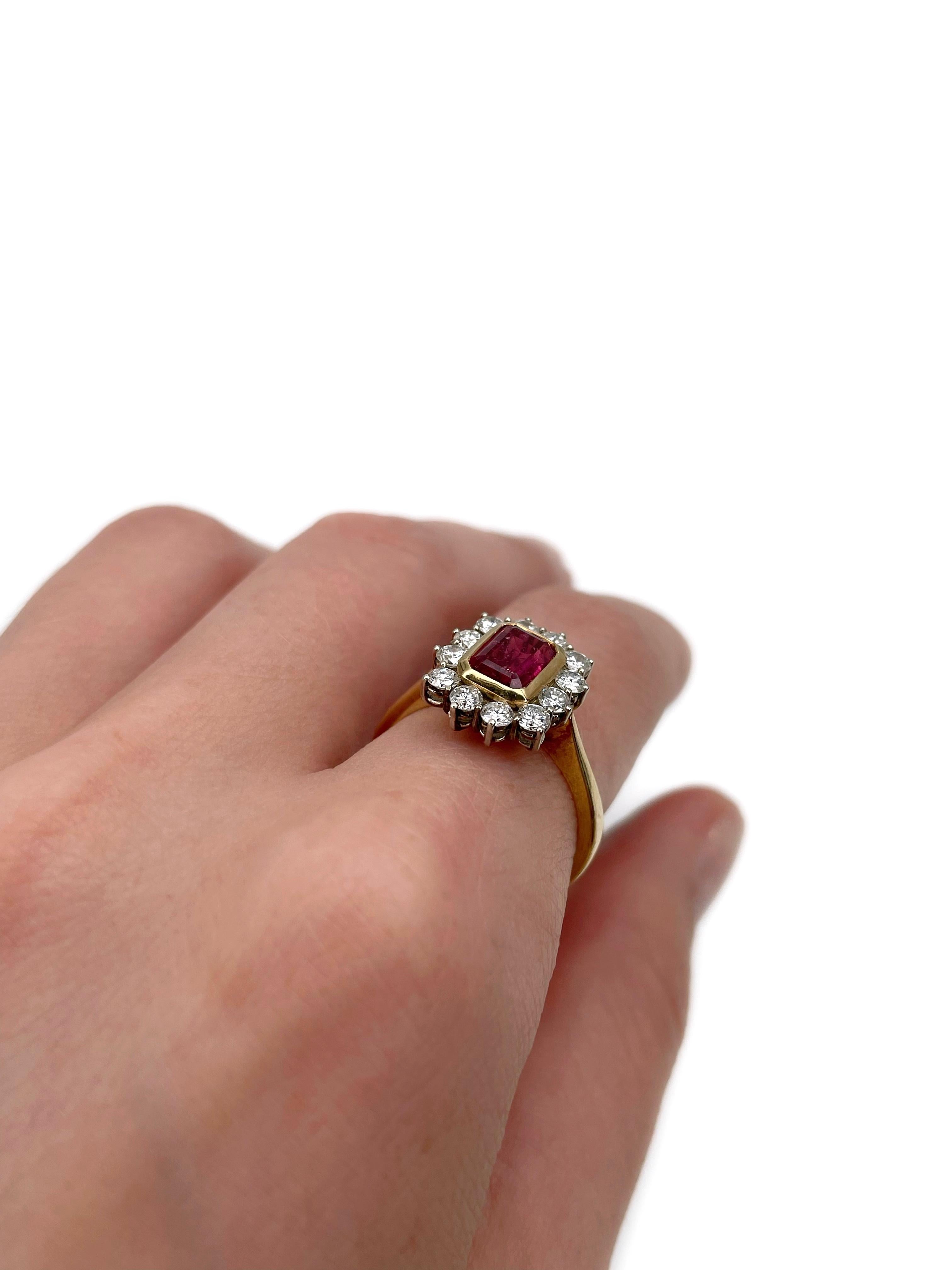 Vintage 18 Karat Gold 1.00 Carat Pink Tourmaline 0.60 Carat Diamond Cluster Ring Bon état - En vente à Vilnius, Vilniaus apskr.