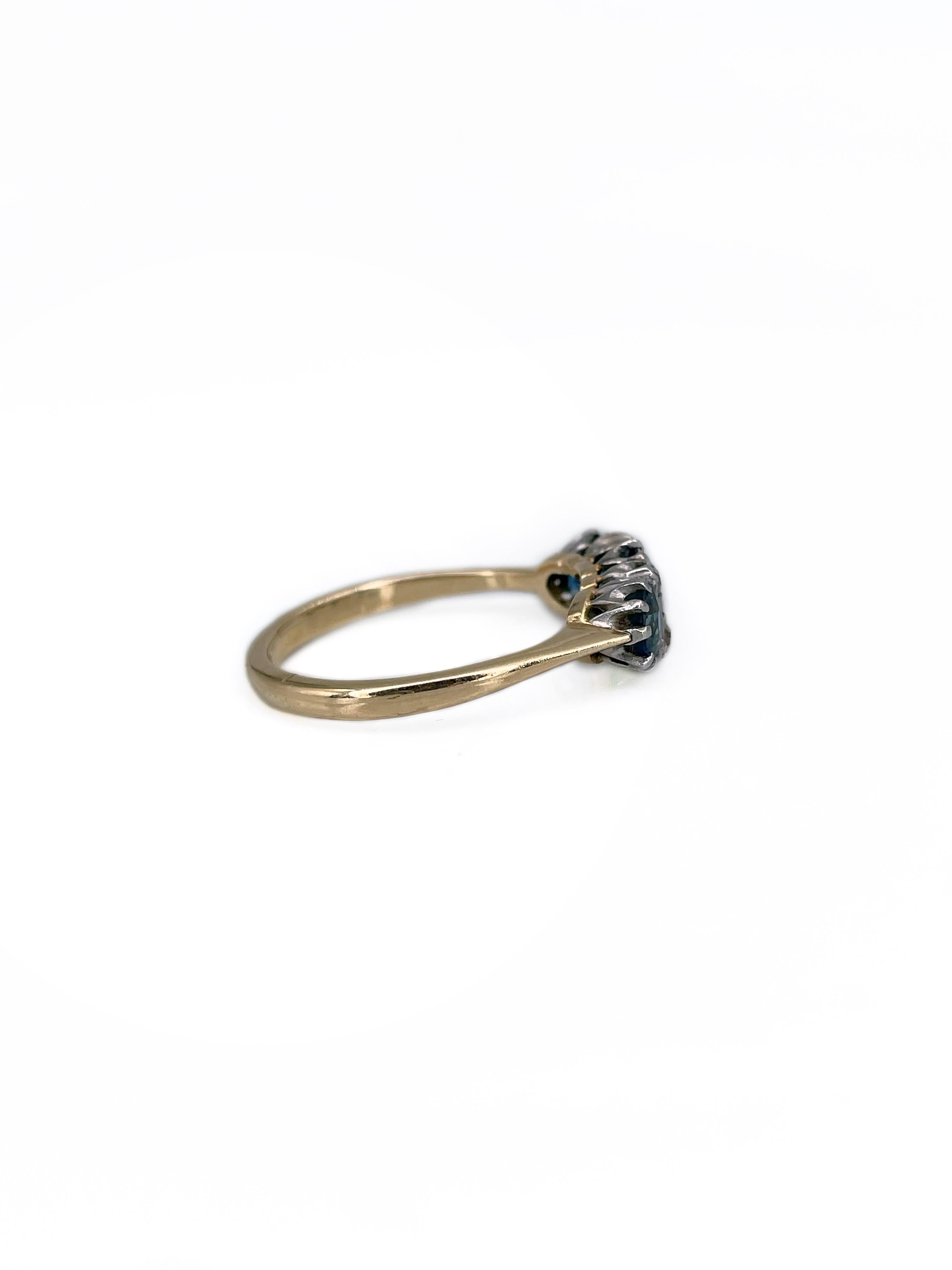 Vintage 18 Karat Gold 1.10 Carat Sapphire 0.11 Carat Diamond Three-Stone Ring In Good Condition In Vilnius, Vilniaus apskr.