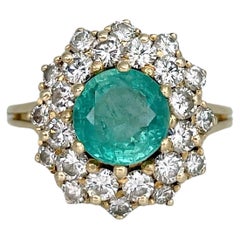 Vintage 18 Karat Gold 1.20 Carat Emerald 1.10 Carat Diamond Cocktail Ring