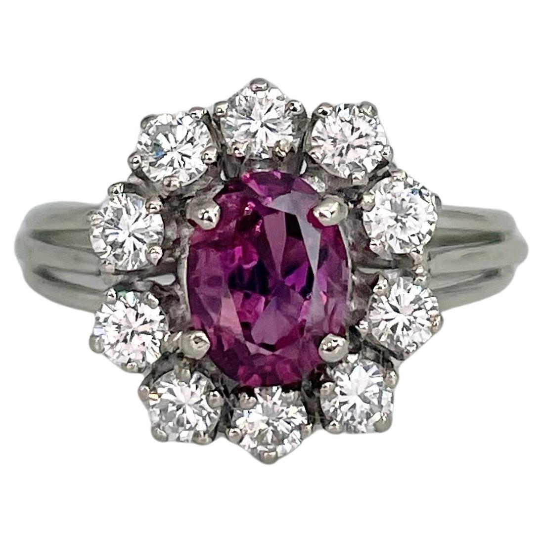 Vintage 18 Karat Gold 1.50 Carat SI Ruby 0.55 Carat Diamond Cluster Ring