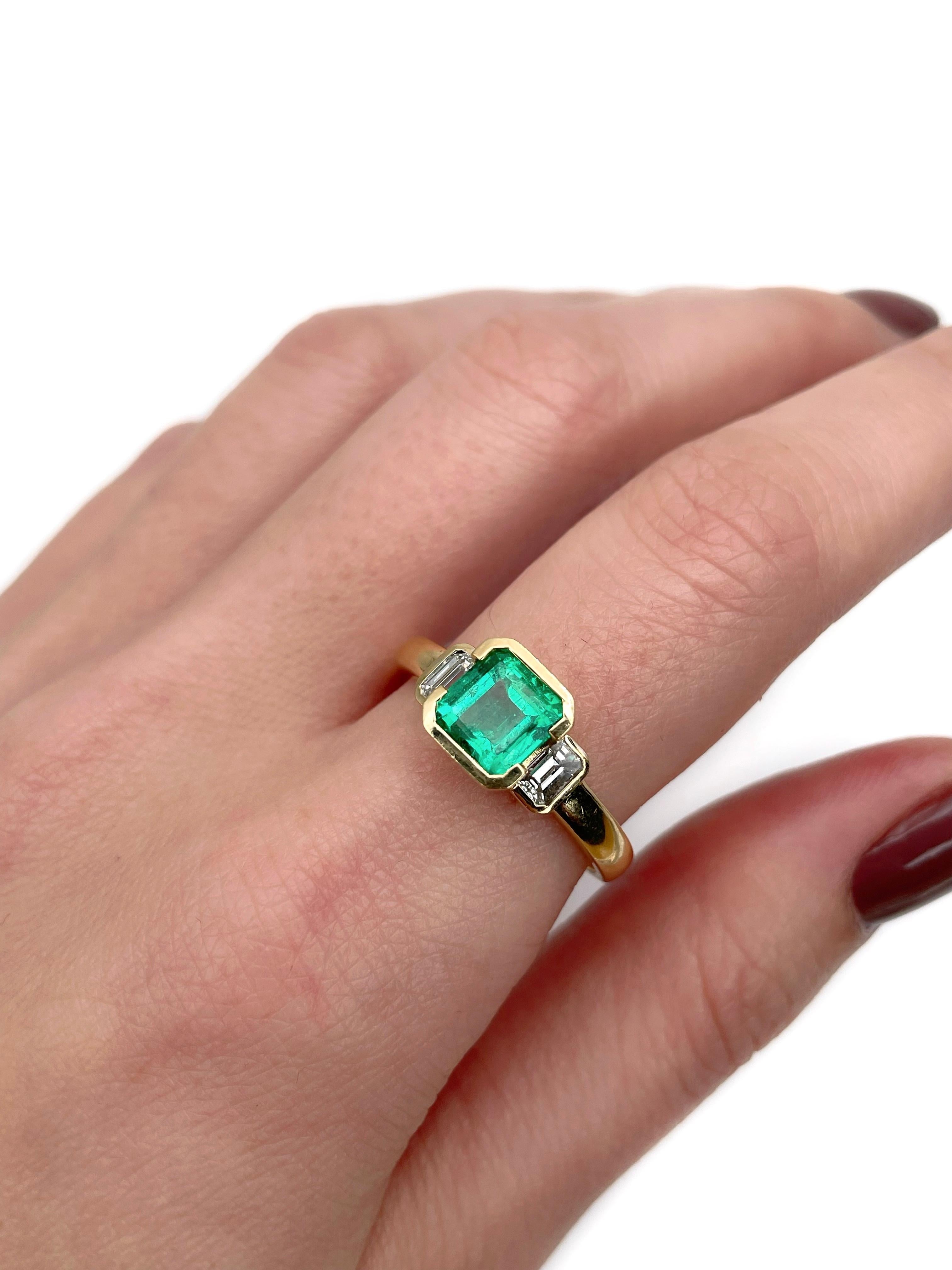 This is a vintage three-stone ring crafted in 18K gold. Circa 1980. 

The piece features:
- 1 emerald, emerald cut, 1.60ct, vslbG 5/5, SI
- 2 diamonds, emerald cut, TW 0.42ct, RW-W, VS-SI

Weight: 5.62g 
Size: 20.25 (US 10.5)

IMPORTANT: please ask